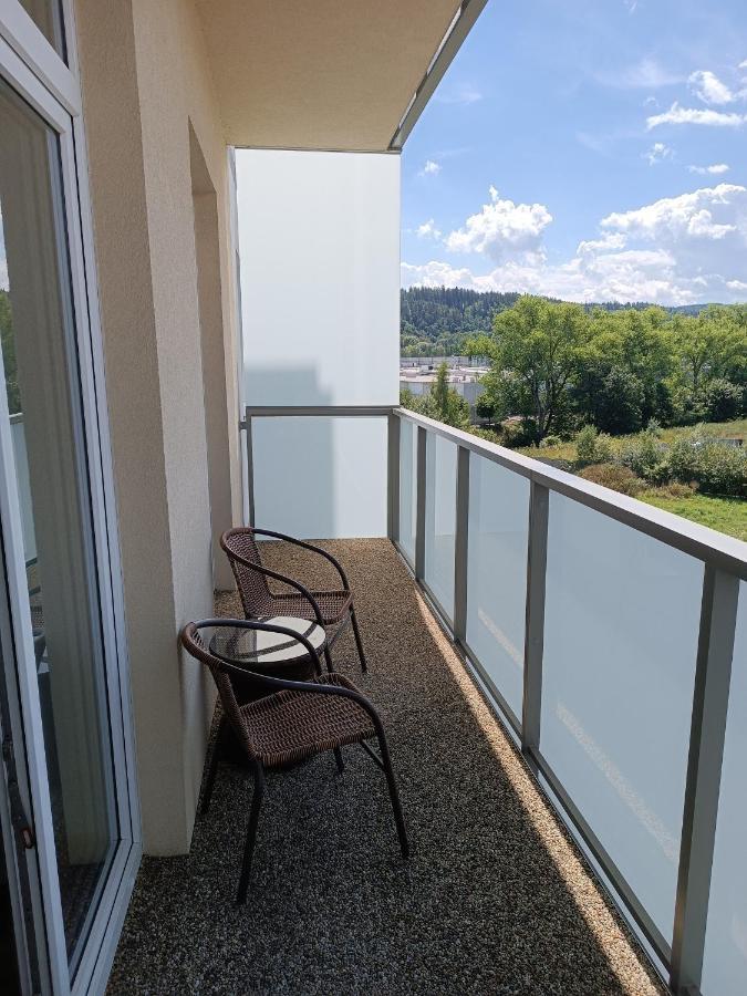 Apartman S Wellness Daire Karlovy Vary Dış mekan fotoğraf